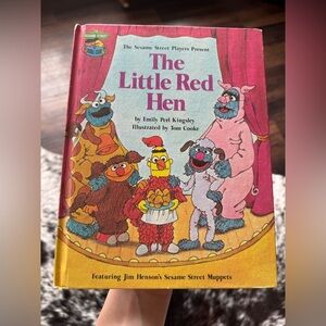 Sesame Street The Little Red Hen Book 1981
